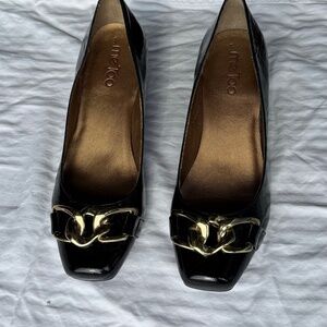 me Too Black Patent 1 1/2 in heel with gold buckle, Size 7.5, never worn